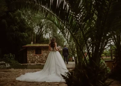 novios en la aldea